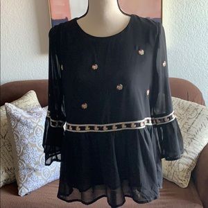 Harlowe & Graham Embroidered BOHO Top Size M